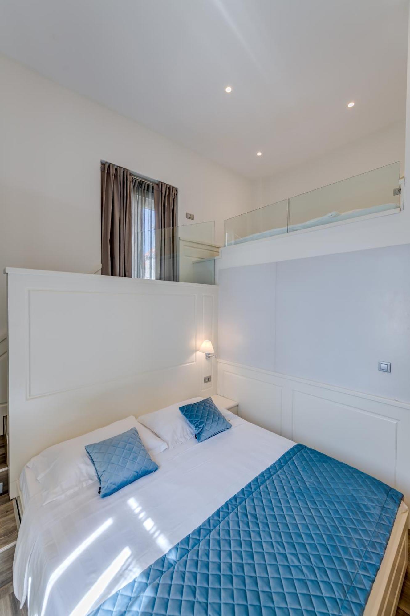 Roko Luxury Rooms สปลิท ภายนอก รูปภาพ