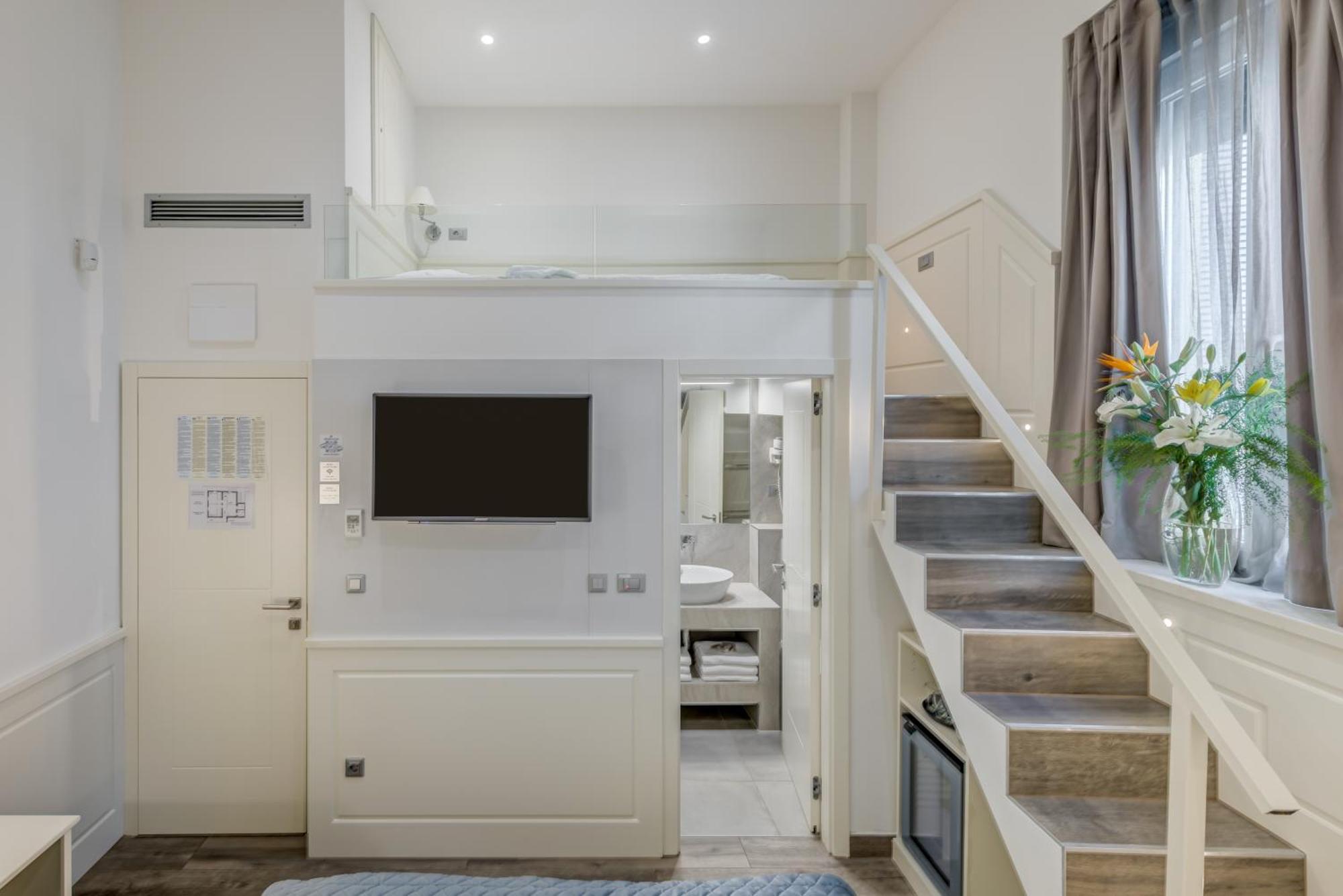 Roko Luxury Rooms สปลิท ภายนอก รูปภาพ